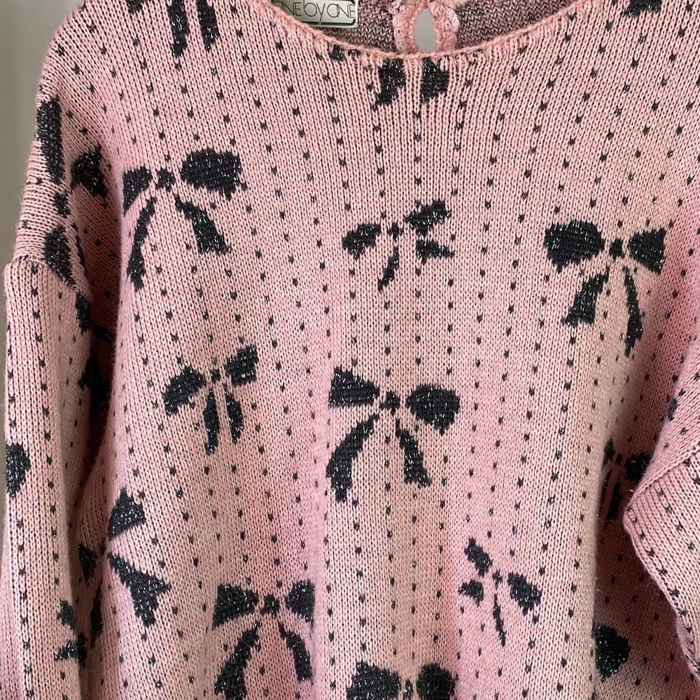 Vintage bow sweater